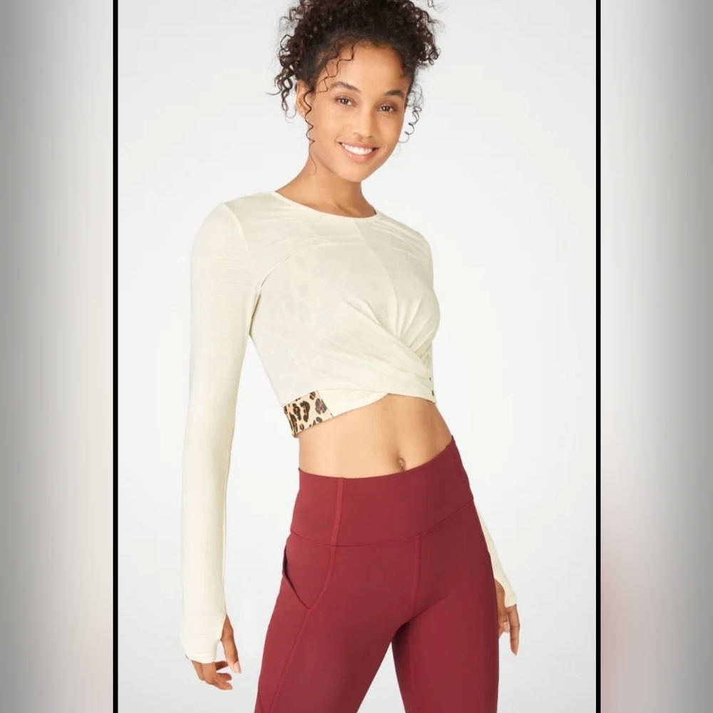 NWT Fabletics Cream Tie Front Crop Top with Animal Print. Size S.